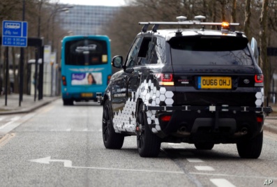 UK: 1ST NATION TO ANNOUNCE SELF DRIVING CARS